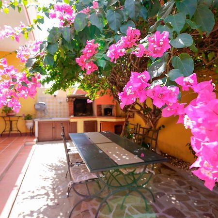 Il Piccolo Giardino Rooms & Breakfast Вилласимиус Экстерьер фото