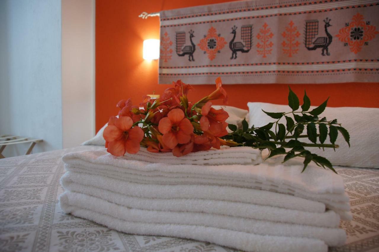 Il Piccolo Giardino Rooms & Breakfast Вилласимиус Экстерьер фото
